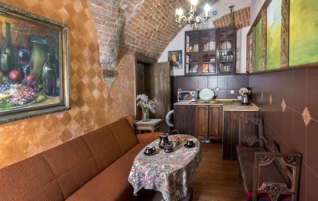 Art & House Apartment Лвив Екстериор снимка